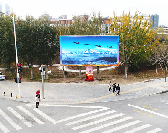 会泽户外大屏广告投放要点。